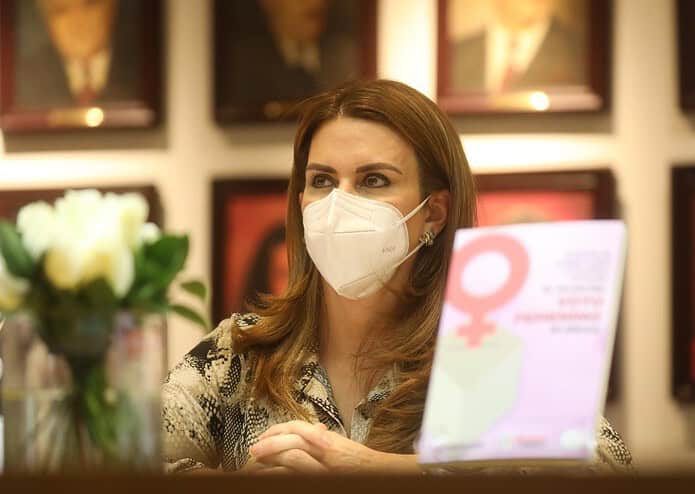 12d57f17-04ce-4927-878c-33db116f849b